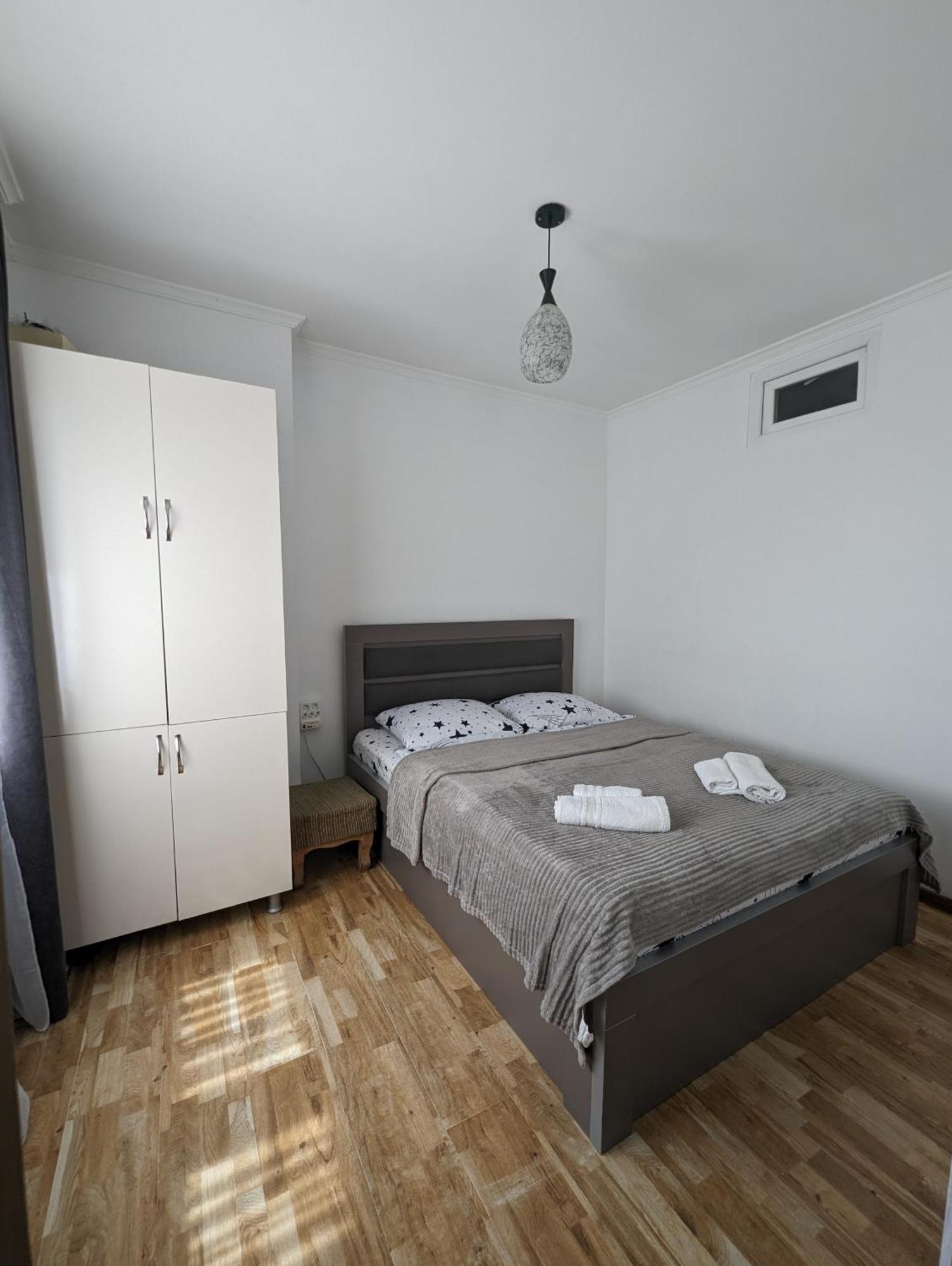 Apartment In Μέστια Εξωτερικό φωτογραφία